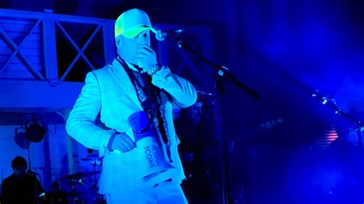 Watch Modest Mouse Debut ‘March Into The Sea’ In Miami