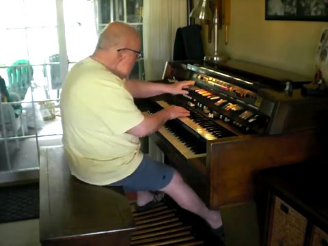 Mike Reed plays "There will never be another You" on his Hammond Organ