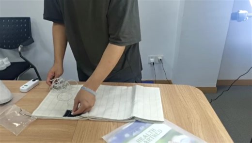 Watch Test the conductivity of the grounding sheets with a tester on Amazon Live