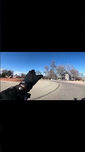 How to Ride a Motorcycle through Roundabouts