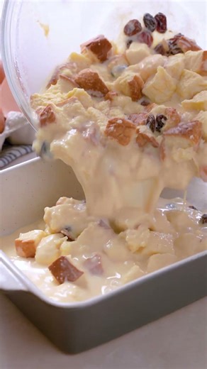 That CRUNCHY TOP! 🍮 The Bread Pudding I Served in Restaurants