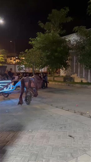 Explore the Real Dinosaurus of Kalimantan