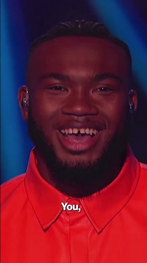 Katy Perry Suffers Wardrobe Malfunction When Top Breaks During Live Taping Of American Idol #shorts