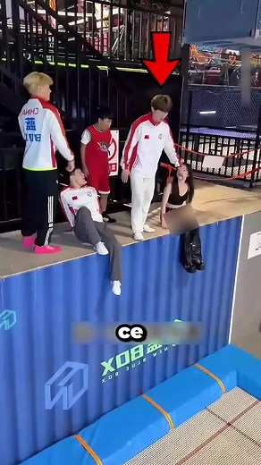 Ce gars rate son saut mais devient la star du parc !