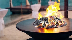 Fire Glass for Propane Fire Pit, 1/2 Inch High Reflective Fireplace Glass Rocks for Fire Pit Table, 20 lbs Fire Pit Glass Rocks for Outdoor Fire Table and Landscaping, Aqua Blue