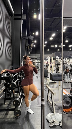 @amanda__beckk | everything I said I’d do, I did 🙂‍↕️ | Instagram