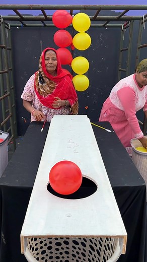 6.6K views · 13 reactions | Mon vs Daughter Ball Goal and Balloon Pop Challenge 朗 #gamechallengeathome #challenge #reels | Family Challenge | Facebook