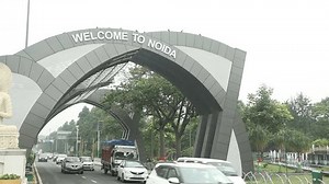 Gautam buddha gate, Noida gate. It's on the border of New Delhi to NOIDA, A beautiful entrance gate with a statue of Gautam Buddha. Noida, Uttar Pradesh, India. November 10, 2023.