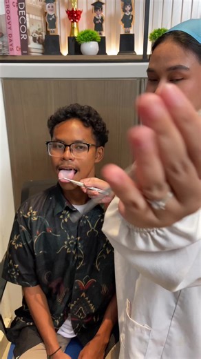 Cara Bersihkan Lidah Secara Maksimal