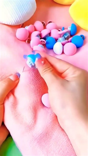 Keep Your Quilt in Place 😍 | Anti Slip Quilt Clamps