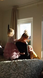 The Lifestyle Phodographer - Maternity Mini Film