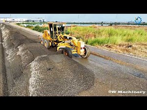 Best Action Motor Grader CAT Processing Spreading Gravel Building Foundation New Roads Operation