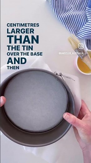 Baking Tip – Lining a springform tin
