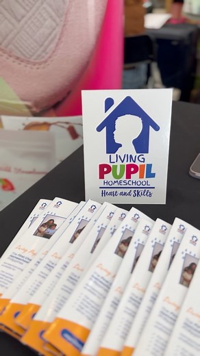 Living Pupil Homeschool is the Philippines’ first Charlotte Mason homeschooling provider. Discover the difference of a living education when you visit their booth here at #ExpoMomCebu in Ayala Center Cebu! | Mommy Mundo