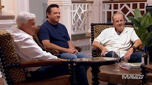 Bobby Rahal joins fellow legends Al Unser Jr. and Arie Luyendyk on tonight’s episode of #MAVTV’s #RacersRoundtable with hosts Tony Stewart and Danny Sullivan. 📺 MAVTV 📲 MAVTV GO App ⏰ 10 pm ET / PT #INDYCAR #NASCAR #NHRA | Rahal Letterman Lanigan Racing