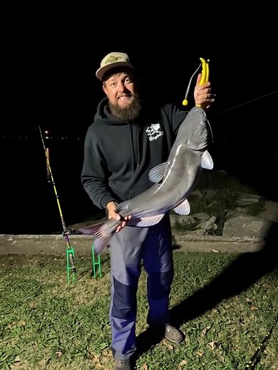 Here is a great couple that catch big catfish! #fishing #fishinglife Double Up Duo Fishing | Richland Chambers Bait and Tackle