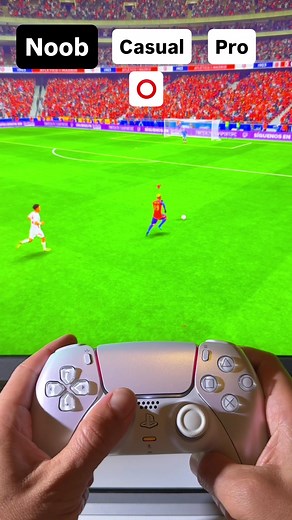 Noob vs Pro Finishing 😤⚽ FC26 THE DIFFERENCE BETWEEN A NOOB, A CASUAL, AND A PRO IN FC26 😤⚽ Lamine Yamal showing how to finish 1v1 situations properly. 🎮 1️⃣ NOOB: Just shoot. Fast. Simple. Over the bar. 🎮 2️⃣ CASUAL: Use a Finesse Shot. Hold R1 and Shoot. Much better placement. Much higher chance of scoring. 🎮 3️⃣ PRO: Perform a Ball Roll before shooting. Move the Right Stick to either side, create a better angle, move the goalkeeper, and then finish with a Finesse Shot. The extra touch ma