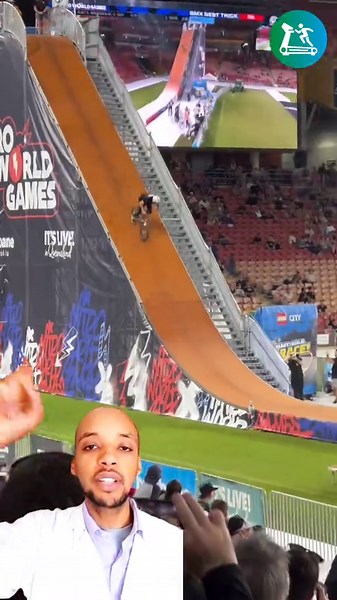 በቀላሉ ቤቶ ሆነዉ ስፖርት የሚሰሩባቸዉ ዘመናዊ የመሮጫ ማሽኖች እና የስፖርት ሳይክሎች ከታዋቂዉ Brand Fitness Machines አስመጥተናል። በሚፈልጉት ሰአት ቤቶ ስፖርት የሚሰሩበት ጤንነቶን የሚጠብቁበት እና ዉፍረት የሚቀንሱበት 1.ያስመጣነው የመሮጫ ማሽን • 2.5 የፈረስ ጉልበት ያለው • 16 ኬሜ በሰአት ፍጥነት መስራት የሚችል • 15 ዲግሪ ዳገት መሆን የሚችል • 6 ሾክ አብዞርቨር የተገጠመለት • የሰውነት ማሳጀር ላዮ ላይ የተገጠመለት • 2 ባለ 1 ኪሎ ዳምፔል ያለዉ • የወገብ ስፖርት እና የሆድ ስፖርት መስሪያ አብሮት ያለው • ታጣፊ እና በቀላሉ መንቀሳቀስ የሚችል • የአዉሮፖ ስታንዳርድ እና ሀይል ቆጣቢ • ከሁለት አመት ዋስትና ጋር የመሮጫ ማሽን - 180,000 ብር 2.ያስመጣነው የስፖርት ሳይክል • ዘመናዊ ሞኒተር ላዮ ላይ ያለዉ • የሰሩትን ሰአት ይይዛል • የ