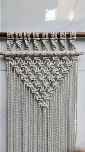 Macrame Wall Hanging for Beginners #macramewallhanging #wallhanging #walldecor #macramedesigns #diy