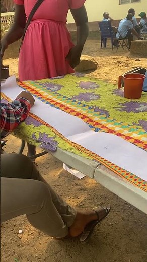 How to make a hand fan with a fabric step 1
