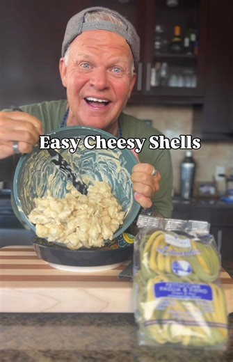 What if I told you dinner could be this cheesy and this easy? These creamy shells hit the spot using It's Just white cheddar cheese powder, @eduardospastaco and an Italian cheese blend—comfort food in minutes. Perfect for weeknights when you want big flavor without the fuss and it's so much better than the stuff in the box. Easy, Cheesy and Amazing. Save, Share, Repost and then Make it and Eat it. Easy Cheesy SauceIngredients:1 lb Eduardo's Conchiglie noodles (shell pasta)2 TBSP EVO2 TBSP shallo