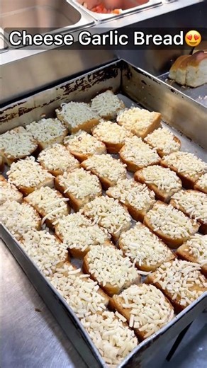 Cheese Garlic Bread 🤩 Only In 219/- | Ahmedabad Famous👌Octant Pizza #food