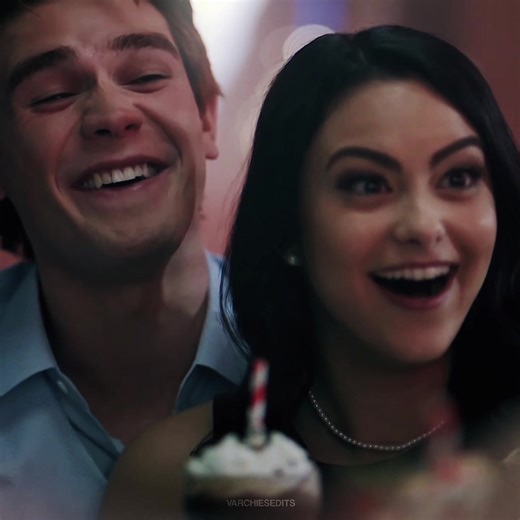 currently sobbing x || #fyp #edit #veronicalodge #veronicalodgeedit #veronicalodgeedits #varchie #viral #blowthisup #xybca #goviral #VARCHIE @TikTok @camila mendes || scp : @ᵏᵒᵇᵘ