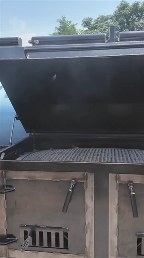 Our here flipping chickens on the TMG Roll Off XL!! #bbqlovers #bbqlife #bbq #bbqsmoker #ribs #brisket #stickburner #bbqporn #cnc #handcrafted #smoker #offsetsmoker #pit #bbqpit #tmgpits | TMG Pits