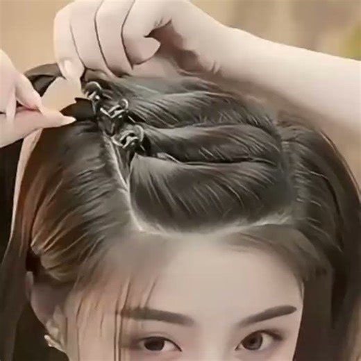 Elegant Western-Style Braids ✨ | Simple & Age-Reducing Hairstyle Tutorial 💇‍♀️