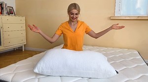 Watch How to use your pillow? on Amazon Live