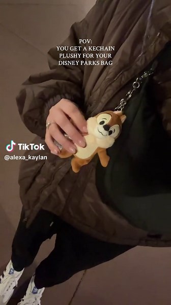 These disney plush keychains are the perfect pop of character for your disney bag #disney #disneykeychains #keychain #disneyland #disneyparks #disneymerch