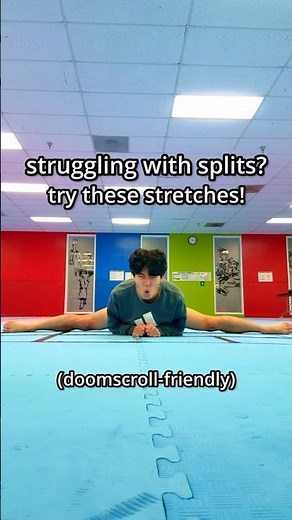 HOW TO DO THE SPLITS 🥋 #taekwondo #martialarts #tricking #tutorial #splits #stretching #shorts
