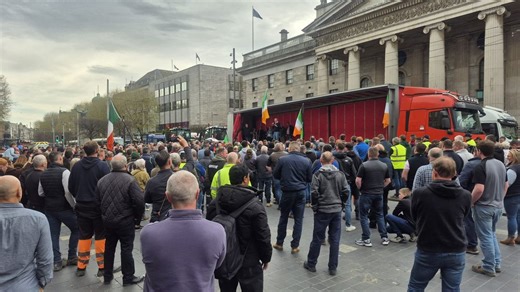 Fuel protesters block more roads as 'no answer' from government