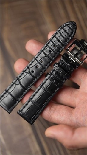 What is an alligator strap on a watch?