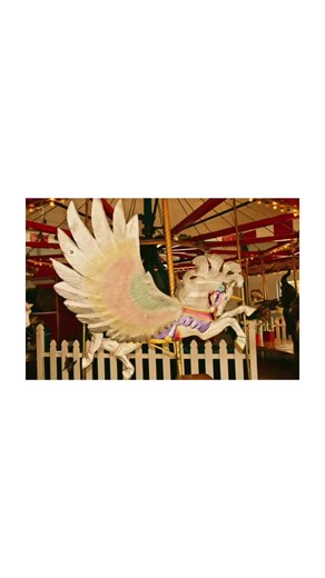 Exploring the Round Canvas Experience