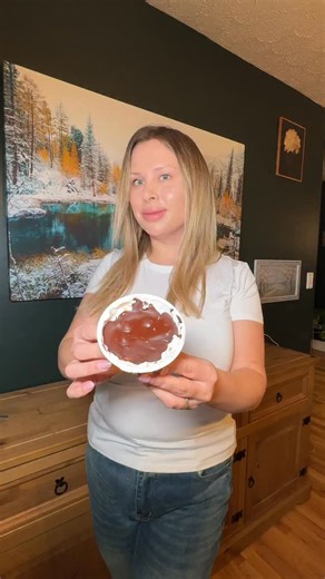 6.3K views · 84 reactions | Magic Shell Yogurt Cup! It’s the best thing ever  @pascha.chocolate @yogurttoogood Comment “magic” and I’ll dm you a recipe card with ingredients and calorie breakdown 殺 #dessert #yogurt #chocolateshell #yogurtchocolate #healthyrecipe | MayaBarnes | Facebook