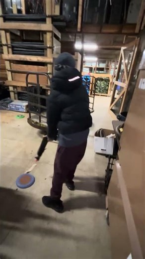 Shooting m14 airsoft in a random warehouse