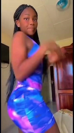 Femmes aux grosses fesses, danse sensuelle