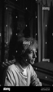 Robin Gibb making the video for his single release 'Juliet' 03/1983 Stock Photo - Alamy