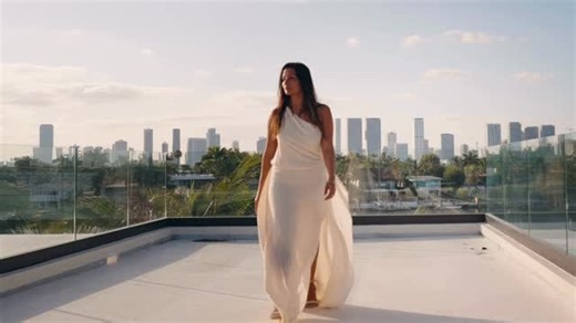 Colin Strunk on Instagram: "A property this beautiful deserves to be treated like a feature film 🎥 @lifestyle_production_group 2025"