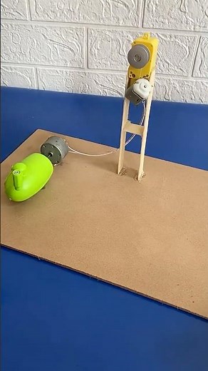Gear Powered Crane Science Project 🏗️⚙️ #shorts #scienceproject #dcmotor