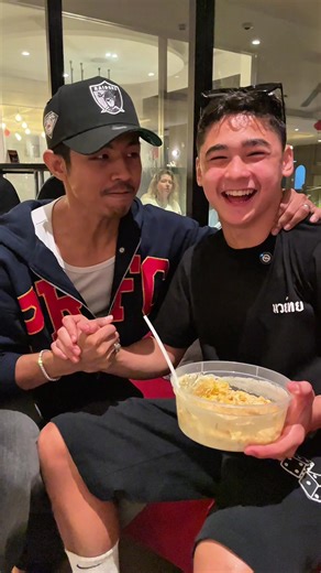 Miki First Try Kunafa: Special Treat in Thailand!