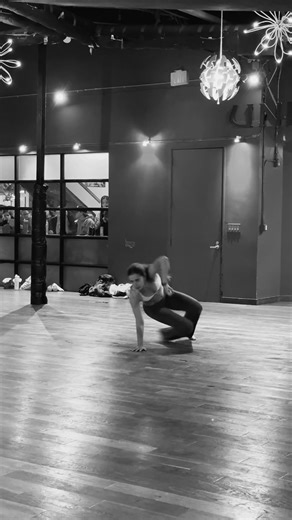 sam nelson choreography!!!! ❤️ @Emyrson @YOUNGLA @YoungLA for Her @MDC DANCE COMPLEX