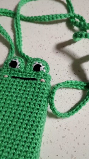 Crochet Phone Case Tutorial for Beginners
