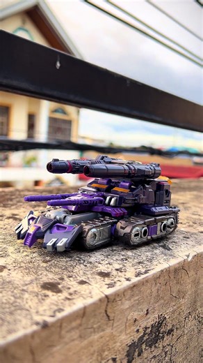 The Perfect Decepticon: Exploring Transformers Legacy Tarn