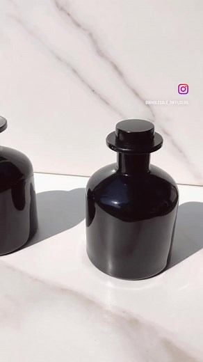 Luxury Reed Diffusers • Do you need a diffuser supplier? 😄 We are ready to supply you with luxury diffusers, candles, raw materials, candle supplies, diffuser supplies, fragrance oils and so much more. • We have an enticing fragrance selection for you to choose from. That will fill a space with delightful aromas! 😊 #SAMA28 #foryou #fyp #diffusers