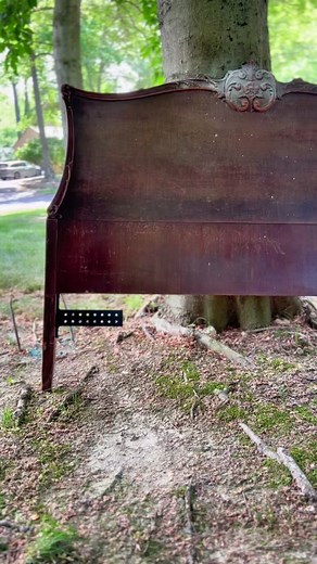 Vintage Bed Refinishing: DIY Furniture Makeover Guide