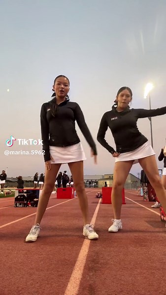 SIMPLE DIMPLE POP IT SQUISH🥺🥺💘🌸🌸✨✨🤩🤩🍡🍡 #popit @giselle☆