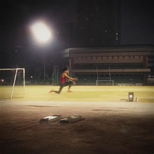 3 step approach - (Emphasizing the drive and landing phase). #triplejump #trackandfield