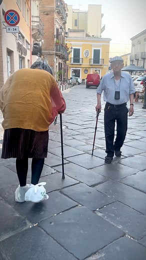 803K views · 10K reactions | NONNA DANCE SPAVENTOSA, INIZIO SHOCK 羚. #prank #grandma #dance #ballet #ballerina #shock #reaction #funnyvideos #scherzo #up #tiktok2024 #viralreelsシ #reelschallenge #reelsfacebook #fbreels #tiktokviral | Matteo Del Campo | Facebook